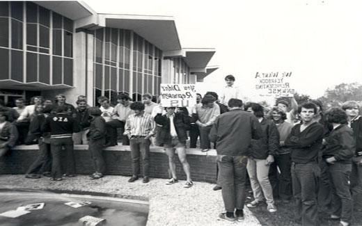 The 1971 Tower Yearbook, which had left out traditional organization group photographs, was vehemently protested by Northwest's Greek Community.